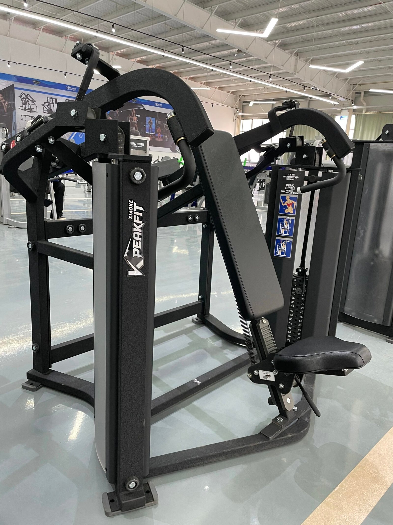 Adjustable Shoulder Trainer with 300kg Capacity for Commercial Gym & Home Use - Image 4