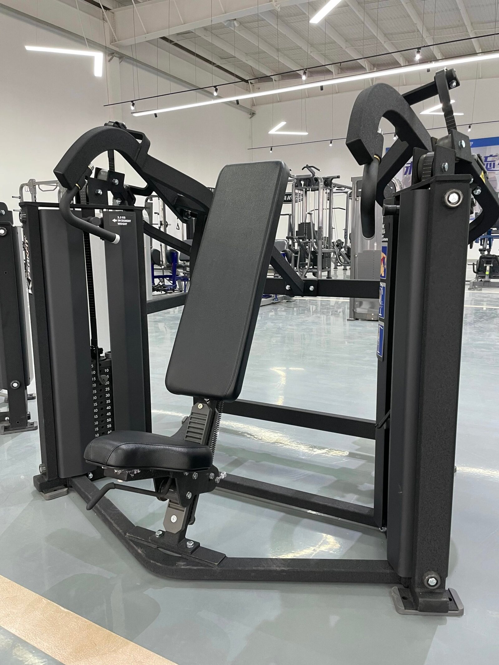 Adjustable Shoulder Trainer with 300kg Capacity for Commercial Gym & Home Use - Image 5
