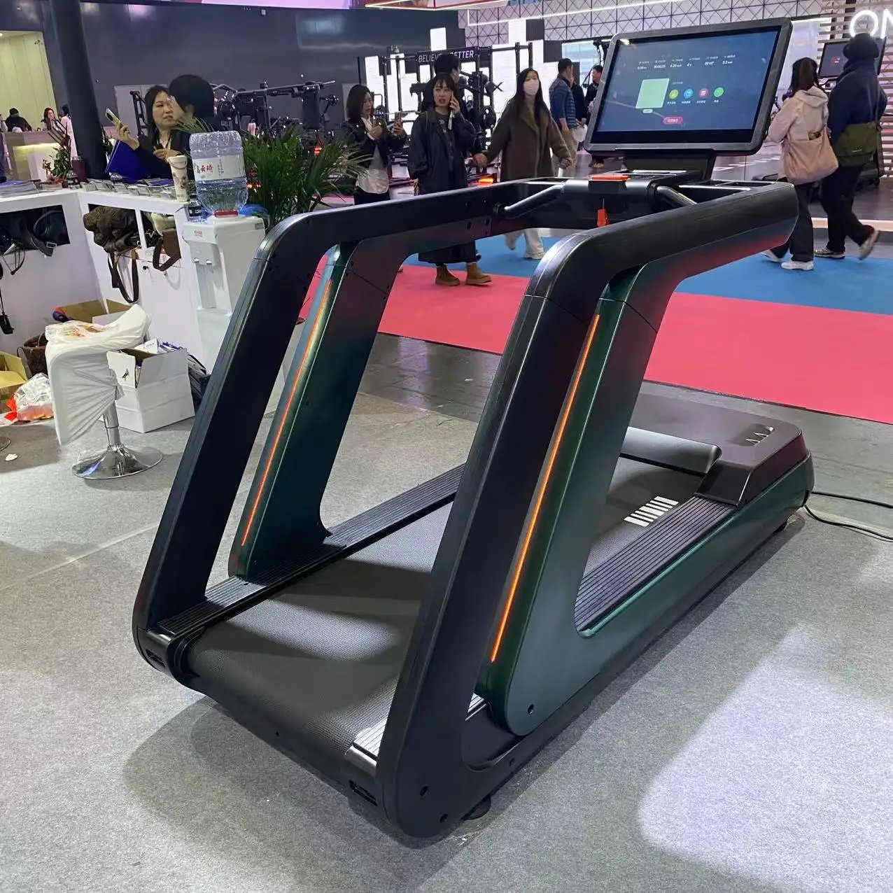 Commercial Electric Treadmill with LCD Screen Low Noise for Gym Cardio Training