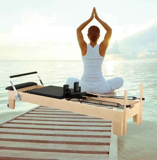 Oak Maple Wooden Pilates Reformer Machine with 5 Springs for Studio